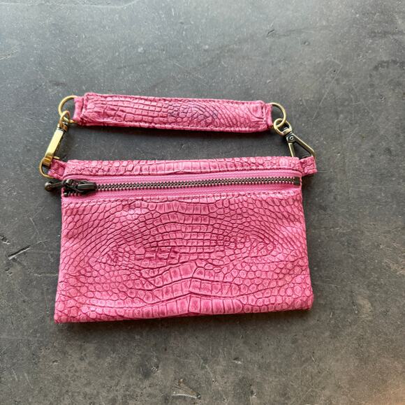 Other Handbags - Vintage Y2k Pink Snake Skin Reptile Pink Retro Mini Purse Clutch Zipper Wallet